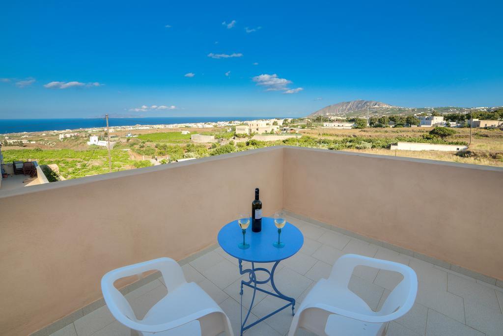 Thalia Apartments Fira  Zimmer foto