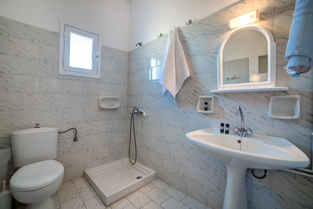 Thalia Apartments Fira  Zimmer foto